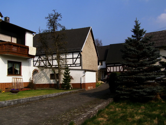 Hauptstr.