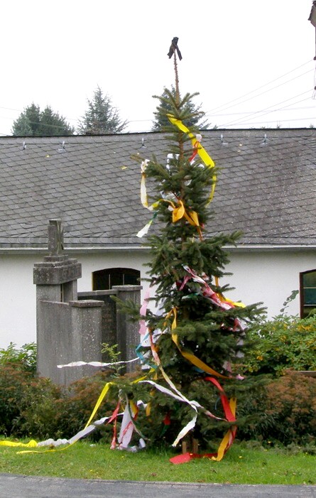 kleiner Kirmesbaum
