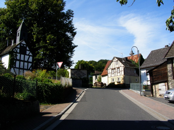 Hauptstr.