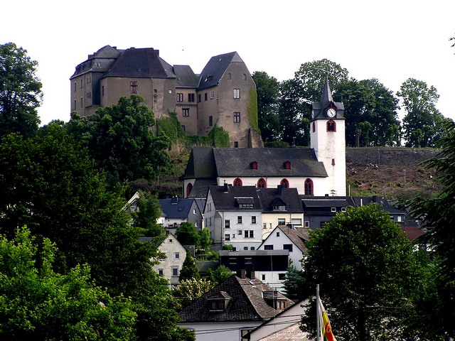 K:\Manfred Dateien\Westerwald\ArGeWe\wewaSchloß